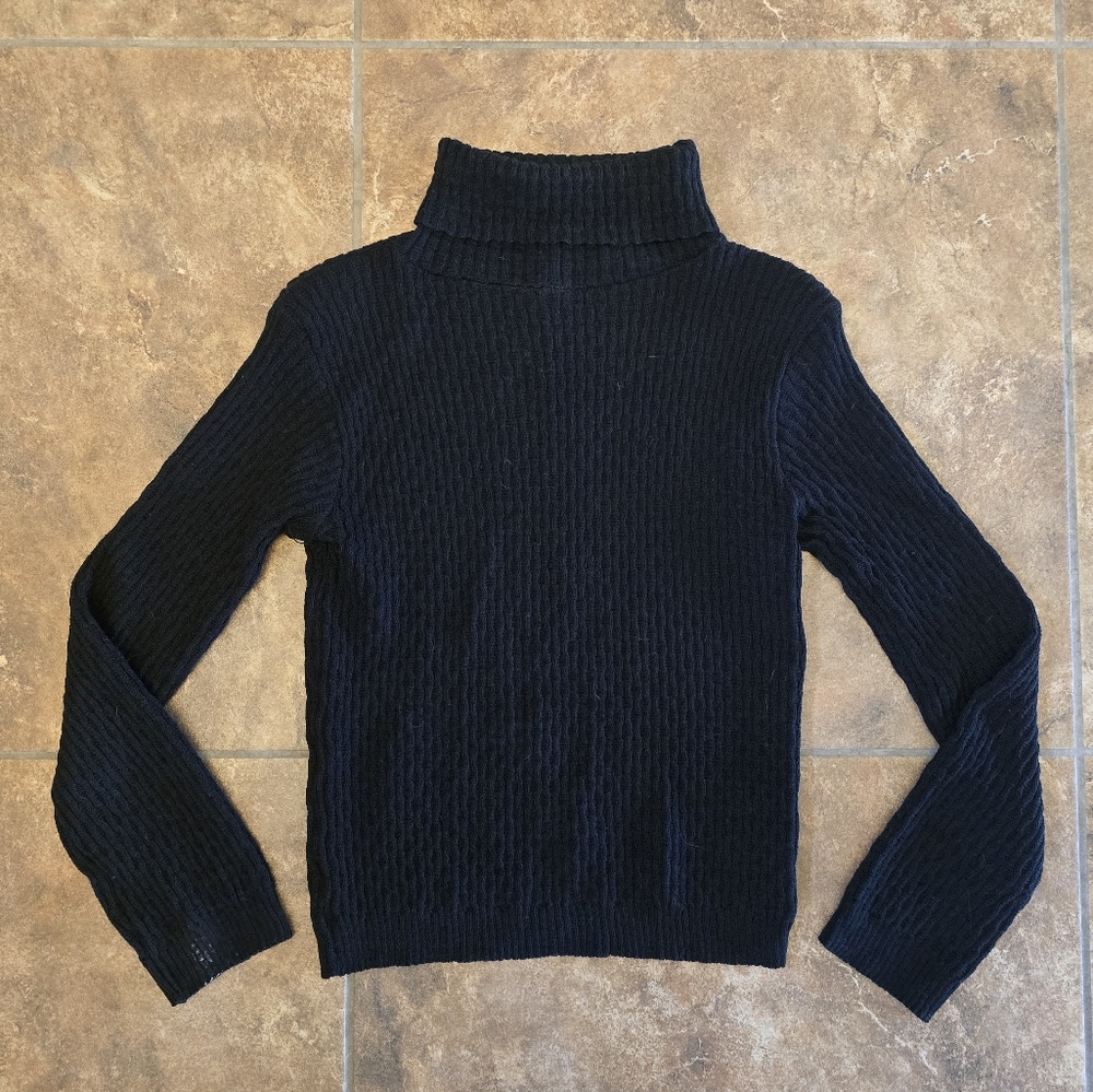 Black Textured | LACUNA | Turtleneck Sweater